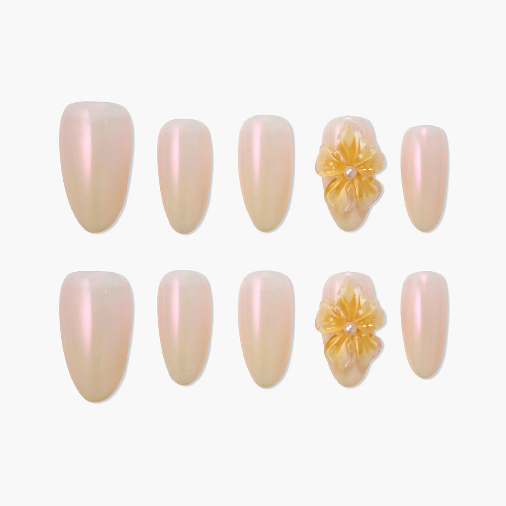 Amber Petal Nude